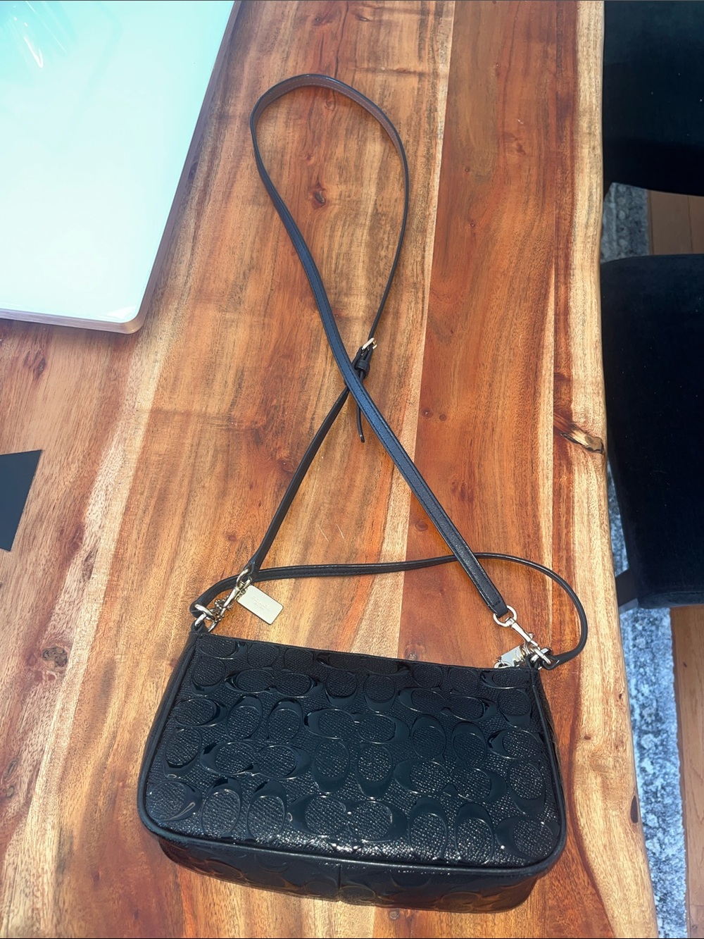 Coach Black Signature Embossed Leather Crossbody Shoulder Bag - Picture 5 of 10